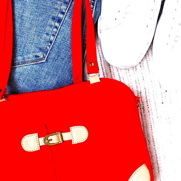 Vintage Y2K Vegan Vacation or Valentine's Purse. 10" x 8" w 10" straps. HP! - Picture 1 of 14